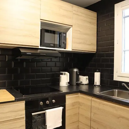 Parisian Charm 1-bedroom Near Les Invalides * Parigi