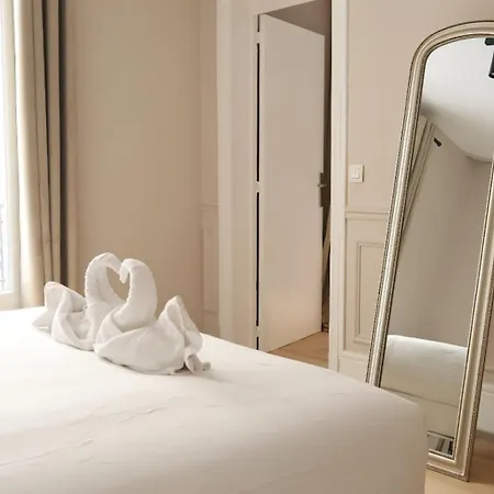 Parisian Charm 1-bedroom Near Les Invalides Apartment